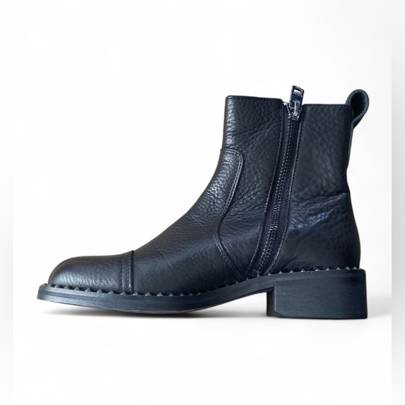 NWOT Zadig & Voltaire Empress Textured Leather Ankle Boots Size 40 US size 10 - Picture 2 of 11